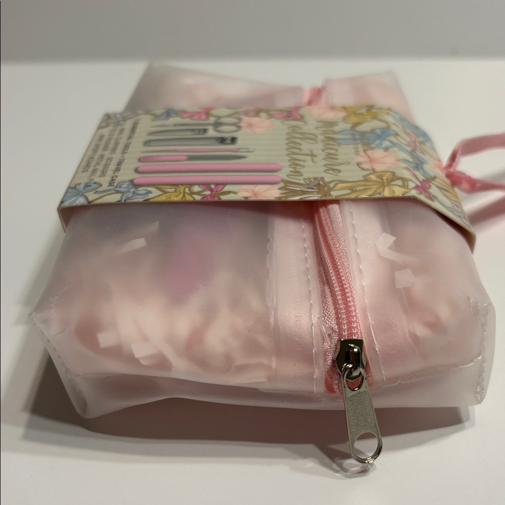 Nicole Miller Manicure Collection and Travel Case - Picture 7 of 8